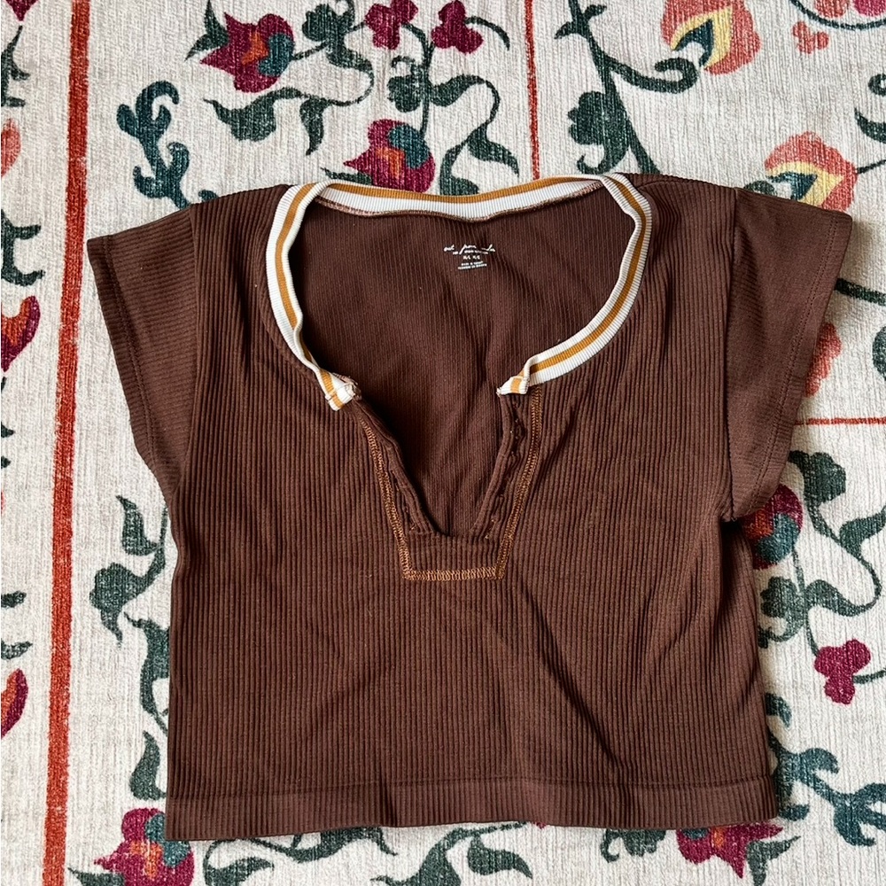 Brown Ribbed Crop Top with scoop neck